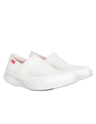NIWASI SLIP ON WHITE